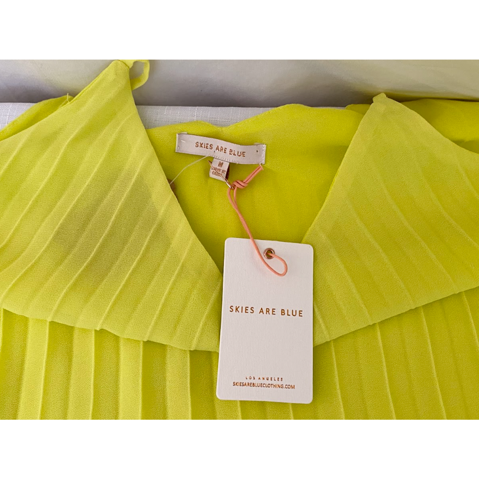 Skies Are Blue Pleated Cami Tank Top Neon Yellow Boho Nwt Size M — image 5 of 5